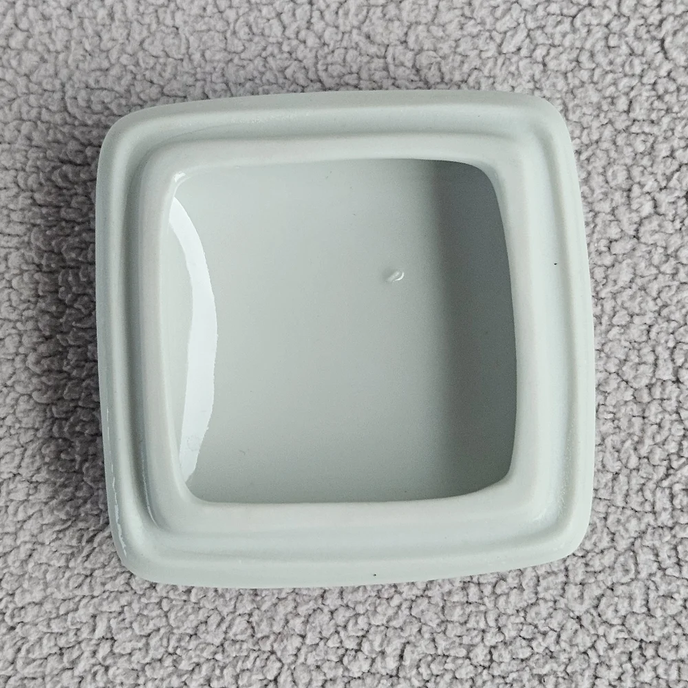 Limoges Rochard White Blue Floral Flower Small Trinket Jewlery Ring Box France